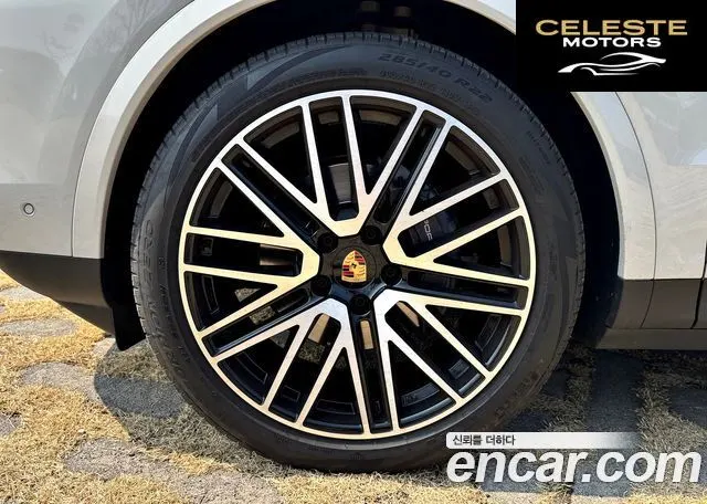 PORSCHE Cayenne (PO536) 3.0 2024 — photo 5 sur 26