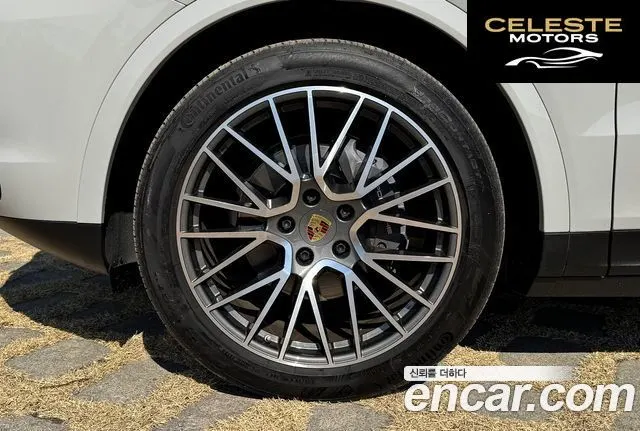 PORSCHE Cayenne (PO536) 3.0 Coupé 2022 — photo 9 sur 26