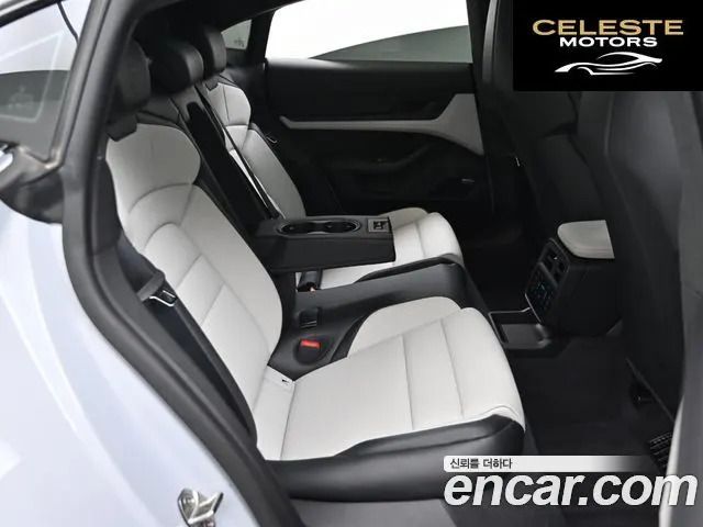 PORSCHE Taycan Turbo 2025 — photo 12 sur 26