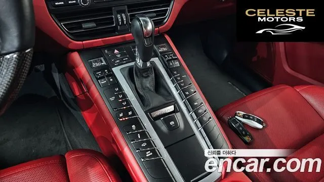 PORSCHE Macan 2.9 GTS 2021 — photo 9 sur 20