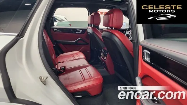 PORSCHE Cayenne (PO536) 3.0 2021 — photo 12 sur 20