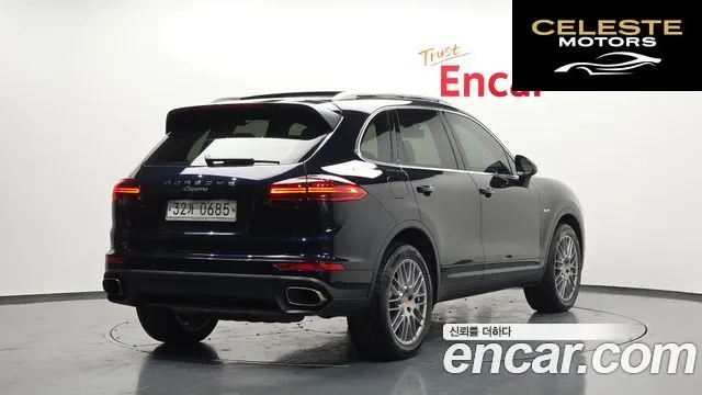 PORSCHE Cayenne 3.0 2016 — photo 2 sur 20