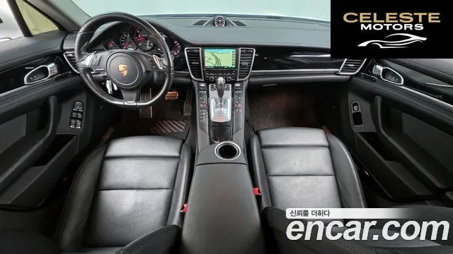 PORSCHE Panamera 3.0 Edition 2016 — photo 24 sur 26