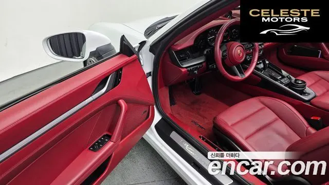 PORSCHE 911 (992) Carrera 4 Cabriolet 2024 — photo 11 sur 20