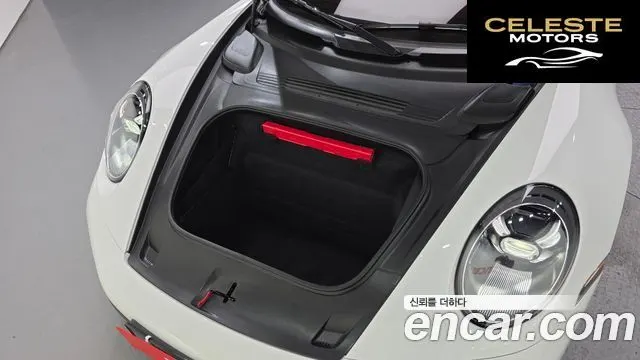 PORSCHE 911 (992) Carrera 4 Cabriolet 2024 — photo 6 sur 20