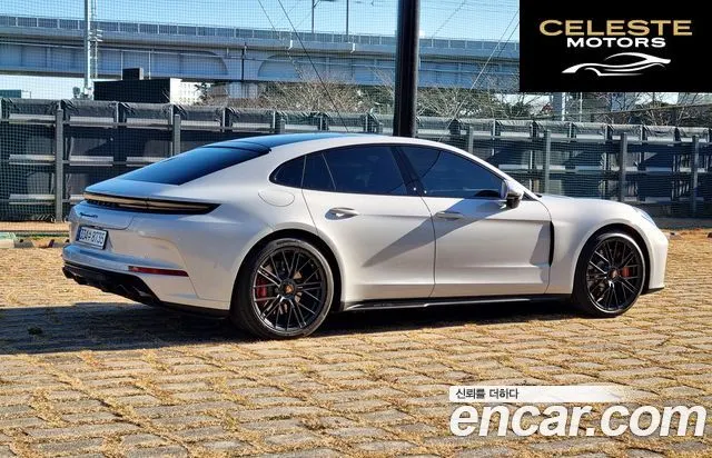 PORSCHE Panamera (976) 4.0 GTS 2025 — photo 8 sur 26