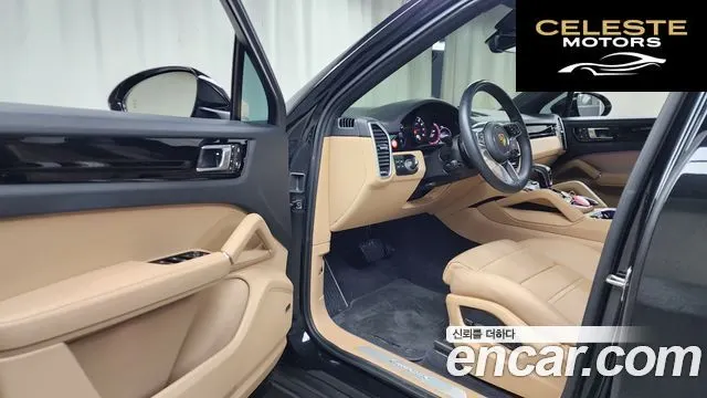 PORSCHE Cayenne (PO536) 3.0 Coupé 2023 — photo 10 sur 20