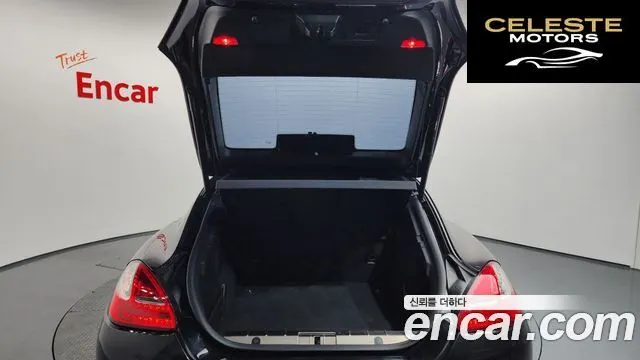 PORSCHE Panamera 4.8 S 2011 — photo 20 sur 20