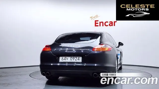 PORSCHE Panamera 4.8 S 2011 — photo 4 sur 20