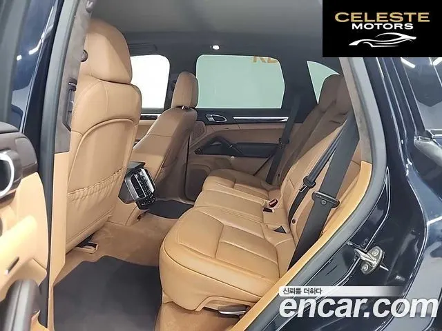 PORSCHE Cayenne 3.6 GTS 2016 — photo 12 sur 26