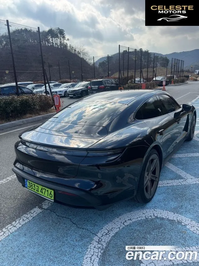 PORSCHE Taycan 2025 — photo 2 sur 18
