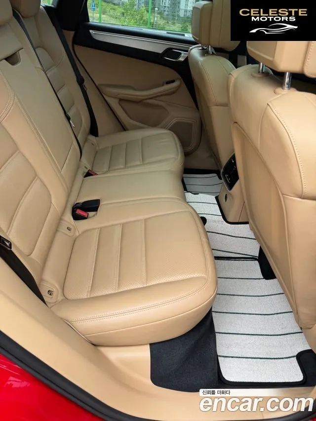 PORSCHE Macan 3.0 GTS 2018 — photo 12 sur 26