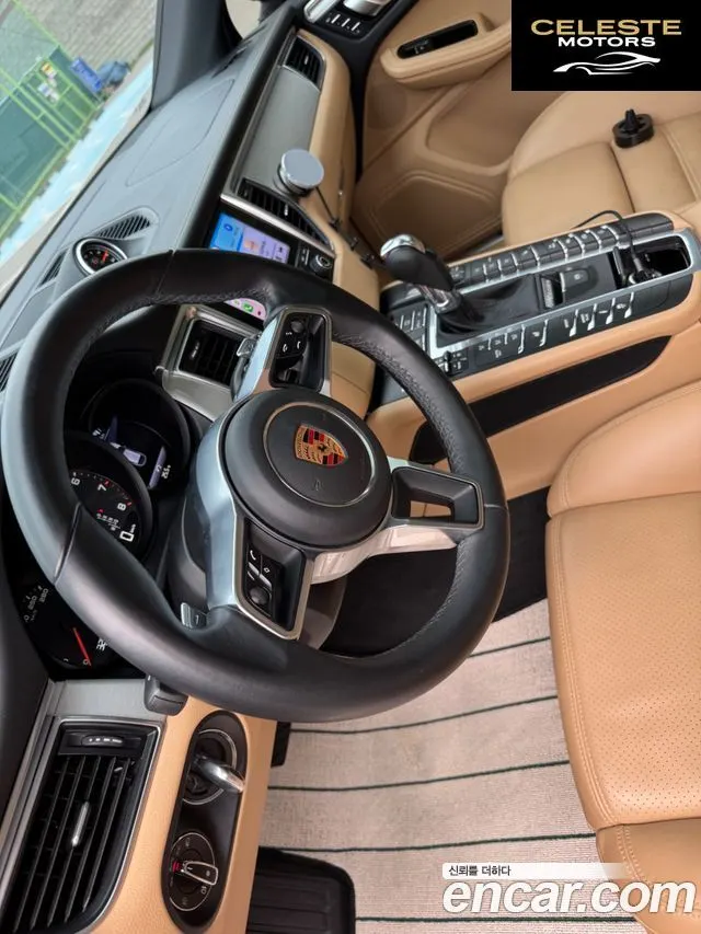 PORSCHE Macan 3.0 GTS 2018 — photo 14 sur 26