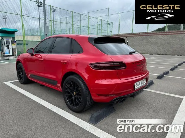 PORSCHE Macan 3.0 GTS 2018 — photo 8 sur 26