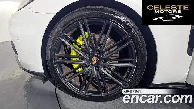 PORSCHE Panamera (971) 3.0 AWD 2018 — photo 5 sur 20