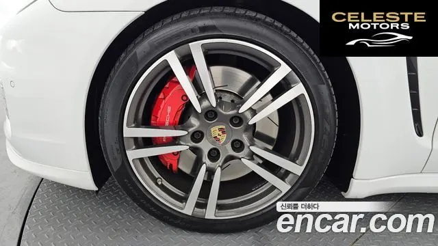 PORSCHE Panamera 4.8 GTS 2015 — photo 5 sur 20