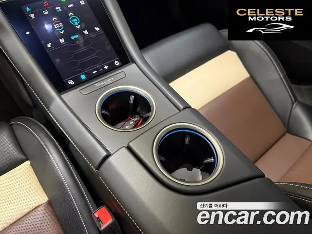 PORSCHE Taycan Turbo 2025 — photo 13 sur 26