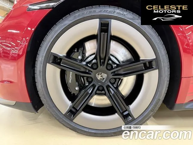PORSCHE Taycan Turbo 2025 — photo 5 sur 26