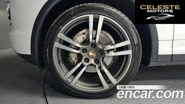 PORSCHE Cayenne 4.2 S 2014 — photo 5 sur 20