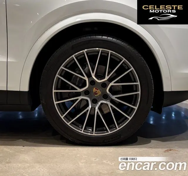 PORSCHE Cayenne (PO536) 3.0 Coupé 2021 — photo 9 sur 26