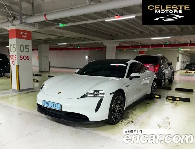 PORSCHE Taycan 2022 — photo 1 sur 25