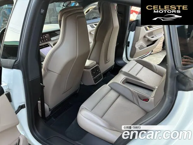 PORSCHE Taycan 2022 — photo 13 sur 25