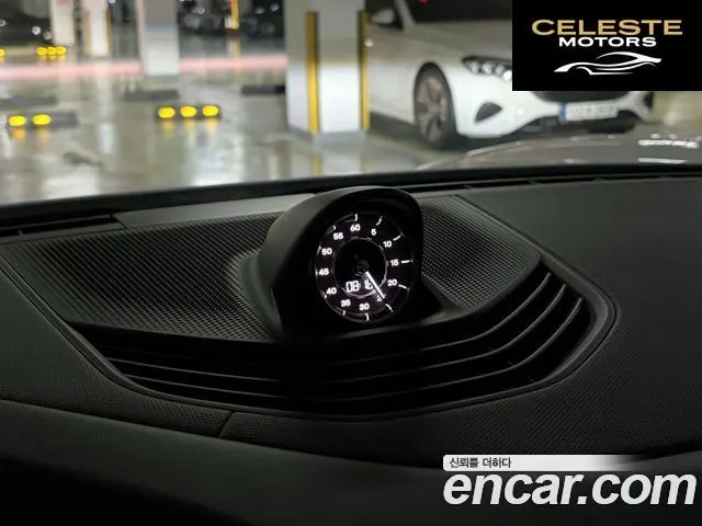 PORSCHE Taycan 2022 — photo 14 sur 25