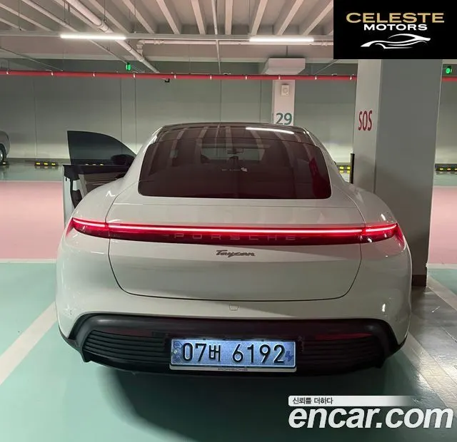 PORSCHE Taycan 2022 — photo 4 sur 25