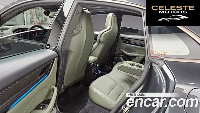 PORSCHE Macan EV Turbo 2025 — photo 11 sur 20