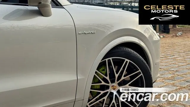 PORSCHE Cayenne (PO536) 3.0 E-HighCoupé 2024 — photo 5 sur 26