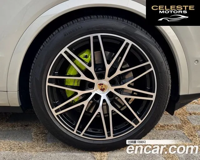PORSCHE Cayenne (PO536) 3.0 E-HighCoupé 2024 — photo 8 sur 26