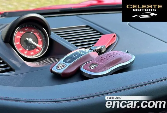 PORSCHE 911 (992) Carrera 4 Cabriolet 2020 — photo 15 sur 26