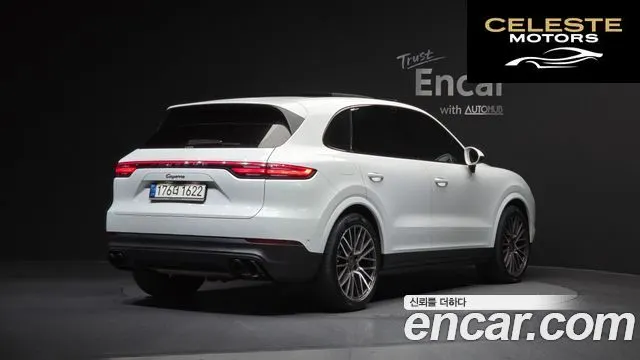 PORSCHE Cayenne (PO536) 3.0 2022 — photo 2 sur 20