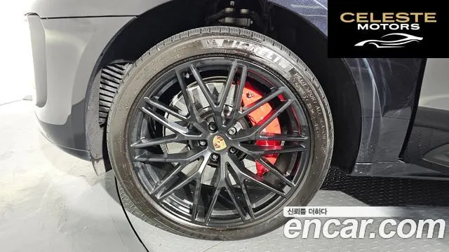 PORSCHE Macan 2.9 GTS 2023 — photo 5 sur 20