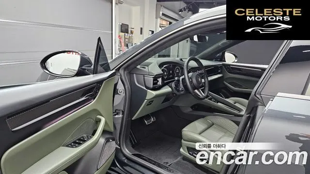 PORSCHE Macan EV Turbo 2025 — photo 10 sur 20