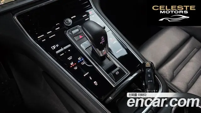 PORSCHE Panamera (971) 2.9 4S 2018 — photo 9 sur 20
