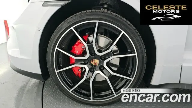 PORSCHE Taycan 4S 2025 — photo 5 sur 26