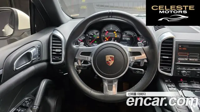 PORSCHE Cayenne 3.0 2012 — photo 13 sur 20