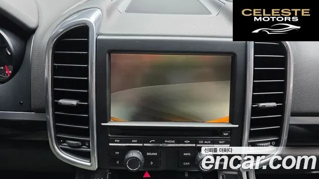 PORSCHE Cayenne 3.0 2012 — photo 15 sur 20