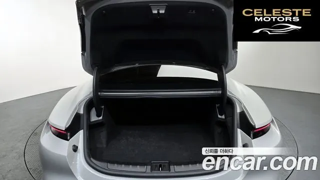 PORSCHE Taycan 2022 — photo 20 sur 20