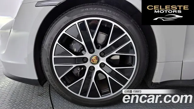 PORSCHE Taycan 2022 — photo 5 sur 20
