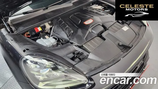 PORSCHE Cayenne (PO536) 4.0 Turbo Coupé 2020 — photo 6 sur 20