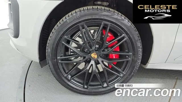 PORSCHE Macan 2.9 GTS 2022 — photo 5 sur 20