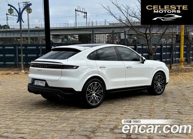 PORSCHE Cayenne (PO536) 3.0 Coupé 2024 — photo 19 sur 26