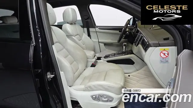 PORSCHE Macan 3.0 GTS 2018 — photo 11 sur 20