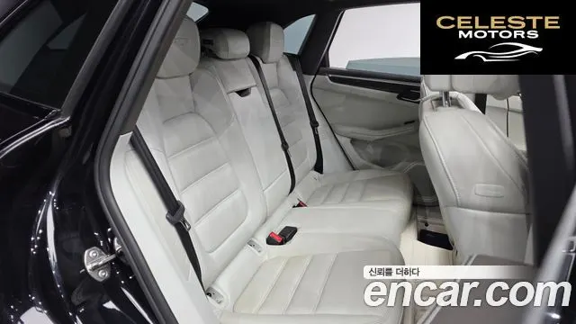 PORSCHE Macan 3.0 GTS 2018 — photo 12 sur 20