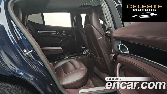 PORSCHE Panamera 3.6 AWD 2012 — photo 12 sur 20