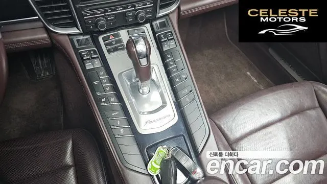 PORSCHE Panamera 3.6 AWD 2012 — photo 9 sur 20