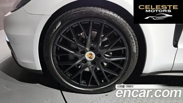 PORSCHE Panamera (971) 2.9 4S 2018 — photo 5 sur 26