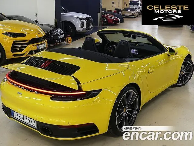 PORSCHE 911 (992) Carrera Cabriolet 2021 — photo 6 sur 26